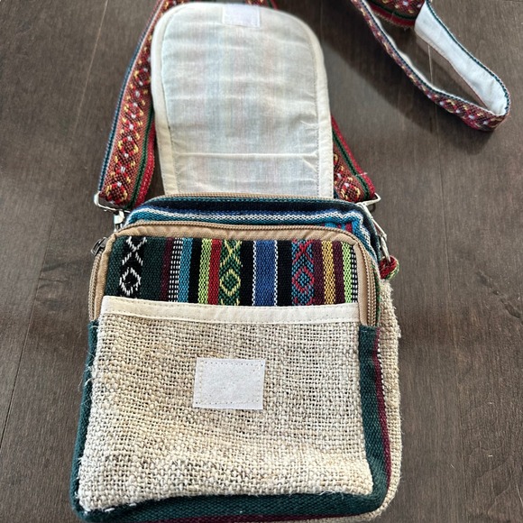 Hemp‎ Crossbody Boho Patchwork Hippie Artsy Multi Color Silver Accents - Picture 4 of 11